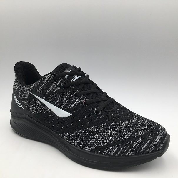 Wholesale Popular Flyknit Man Sneakers Sports Running Shoes