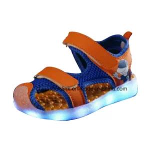 New Style Casual Children′s LED Light Rechargeable Shoes