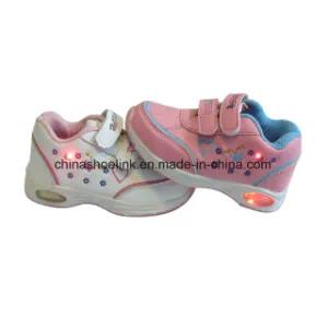 Popular Outdoor Kids Shoe with LED Light